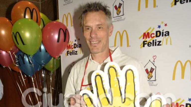 Los famosos en el Mc Día Feliz. (Foto: Jennifer Rubio - Ciudad.com)