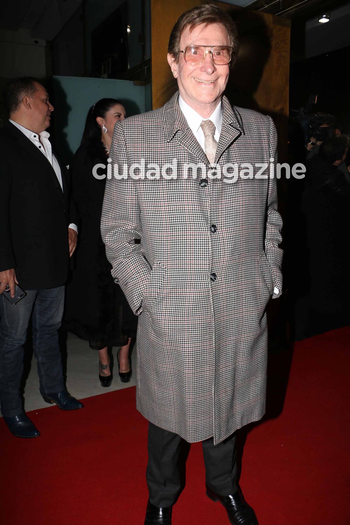 Los famosos en la gala especial de Mahatma (Fotos: Movilpress).