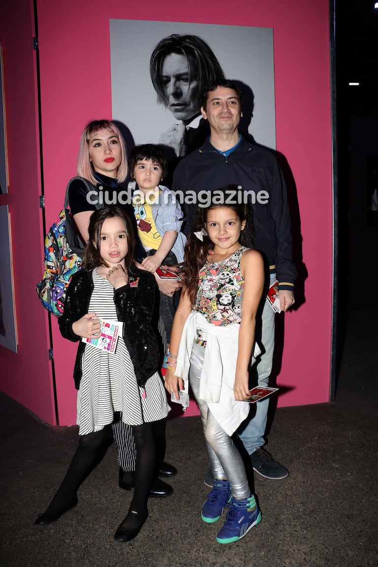 Los famosos en la inauguración de la exposición de Mick Rock (Fotos: Movilpress).