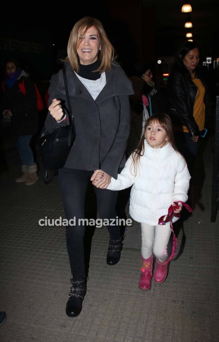 Los famosos llevaron a sus hijos a ver Soy Luna: las fotos y los looks invernales