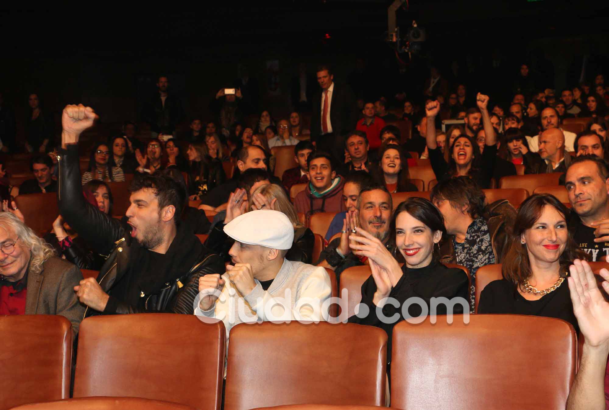 Los ganadores en los Premios Gardel 2016. (Foto: Movilpress)