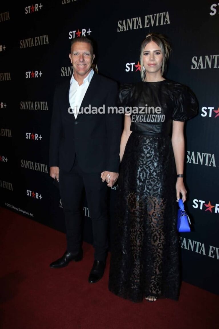 Los impactantes looks en la presentación de la nueva serie de Natalia Oreiro: el glamour de la actriz, Celeste Cid, Adrián Suar y más estrellas