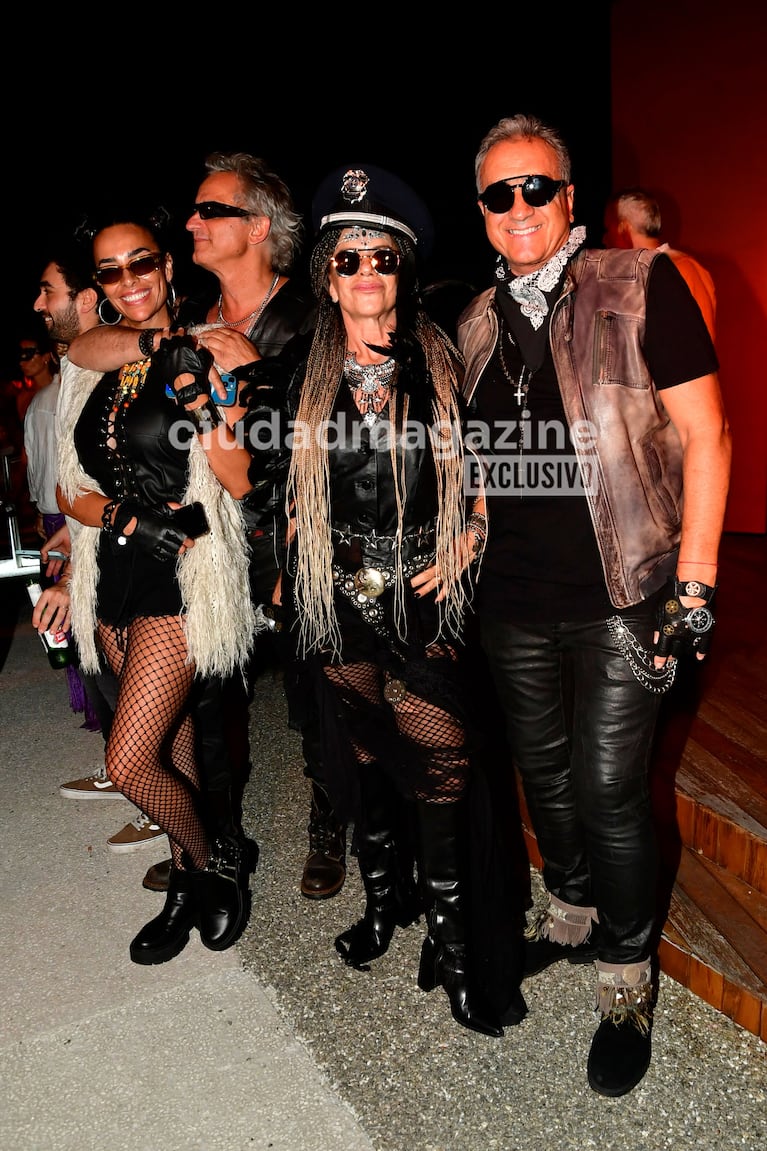 Los invitados en la inauguración de un restaurante en Palermo (Foto: RS Fotos).