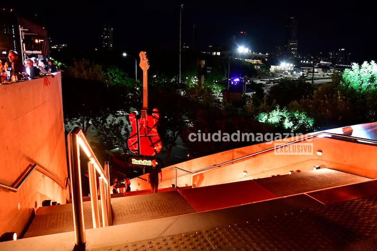 Los invitados en la inauguración de un restaurante en Palermo (Foto: RS Fotos).