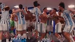 Los jugadores de la Selección Argentina en el vestuario.