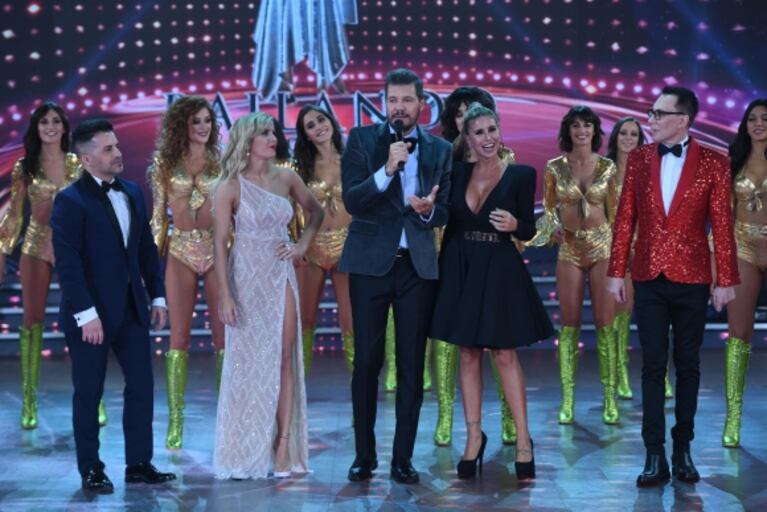 Los looks del jurado en la primera gala de Bailando 2018: elegantes trajes, brillos... ¡y súper escote!