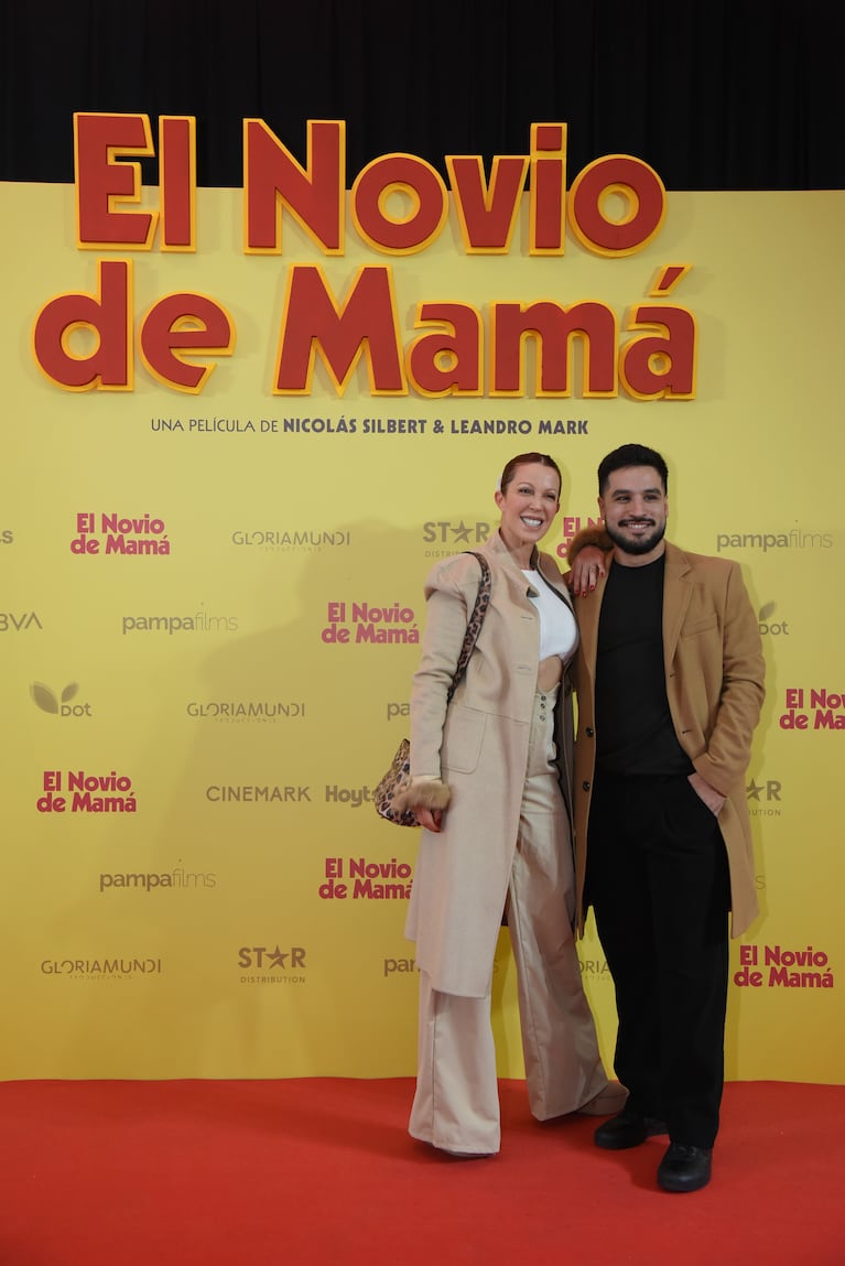 Los looks en la avant premiere de “El novio de mamá”, la comedia con José María Listorti y Dani La Chepi