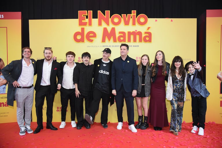 Los looks en la avant premiere de “El novio de mamá”, la comedia con José María Listorti y Dani La Chepi