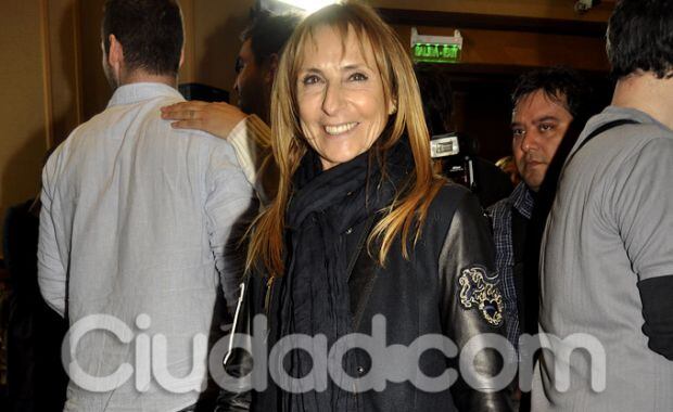 Los looks en la entrega de diplomas a los nominados a los Martín Fierro (Foto: Jennifer Rubio).  