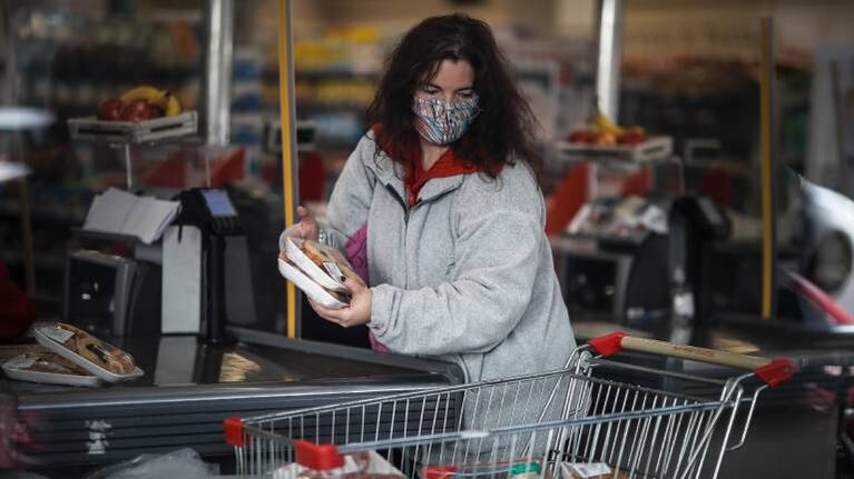 Los precios de los alimentos siguen subiendo por encima de la inflación