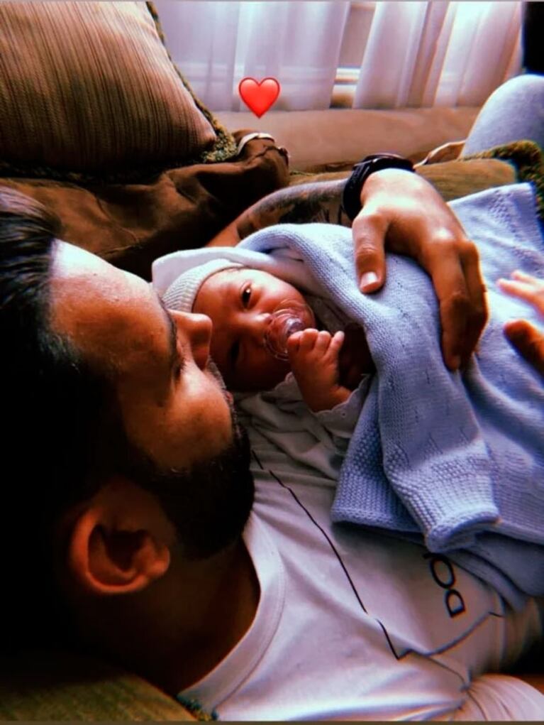Los primeros días de Ailén Bechara y su novio junto a su bebé, Francisco: "Gordito comilón"