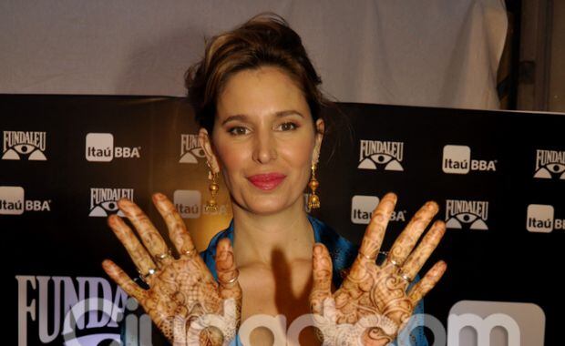 Los tatuajes ¡no permanentes! (a no asustarse) de Dolores. (Foto: Jennifer Rubio-Ciudad.com)