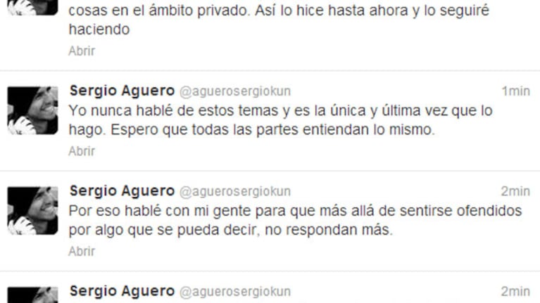 Los tweets del Kun. (Foto: captura de Twitter).