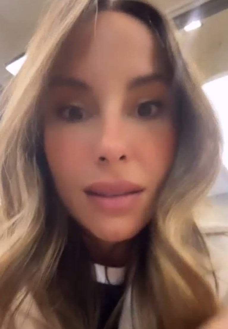 Lourdes Sánchez lloró en el aeropuerto y Chato Prada tuvo que socorrerla de urgencia