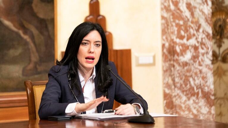 Lucia Azzolina Ministra de Educación Italia. Foto: ANSA.