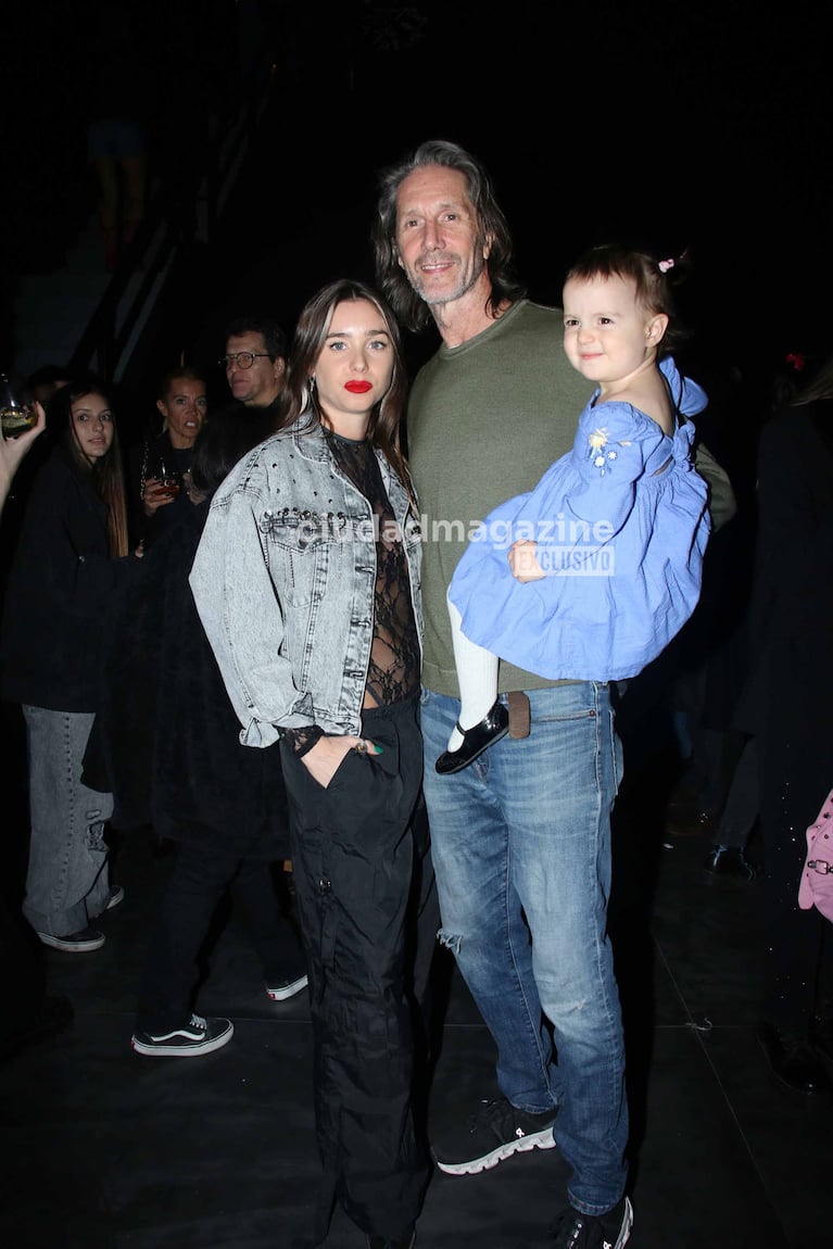 Lucía Celasco con su familia en el Bafweek (Foto: Movilpress).