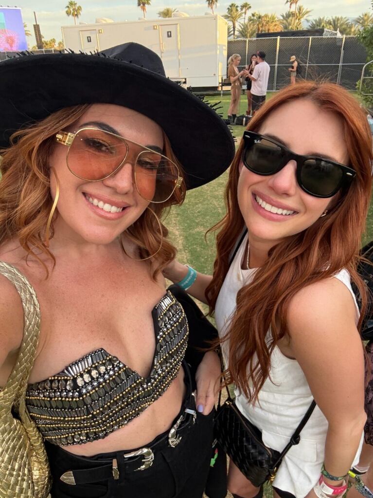 Lucía Ugarte y Emma Roberts. Foto: Instagram @lucia_ugarte