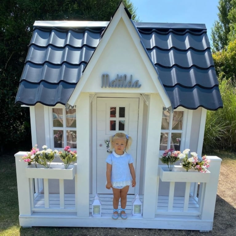 Luciana Salazar le regaló una increíble y costosa "casita de té" a Matilda valuada en 260 mil pesos