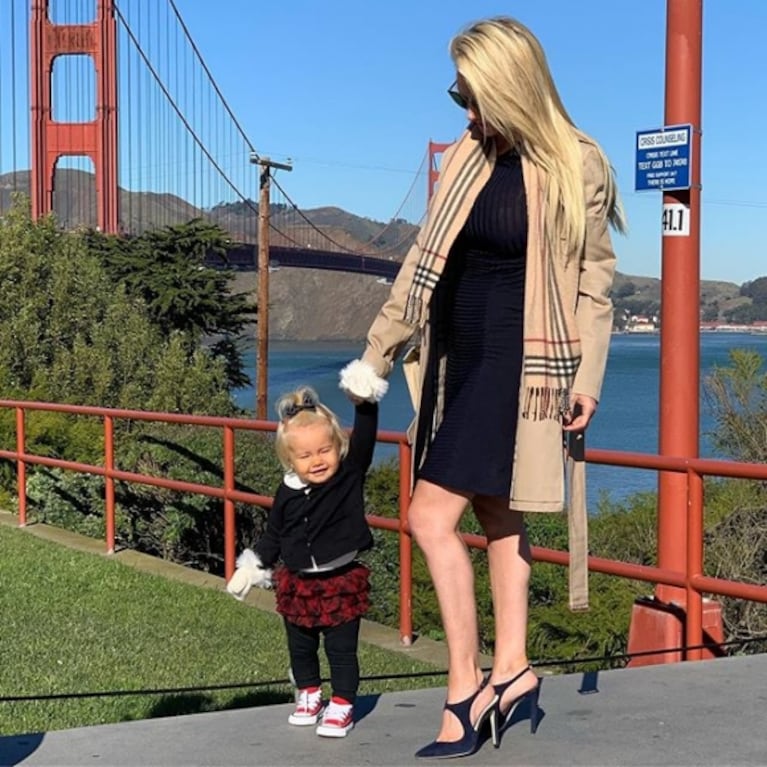 Luciana Salazar y su hija Matilda, de vacaciones en San Francisco: elegante look frente al puente Golden Gate