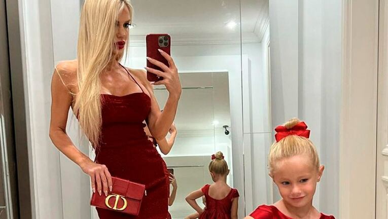 Luciana Salazar y su hija Matilda impactaron con sus espectaculares looks de fiesta para Navidad.
