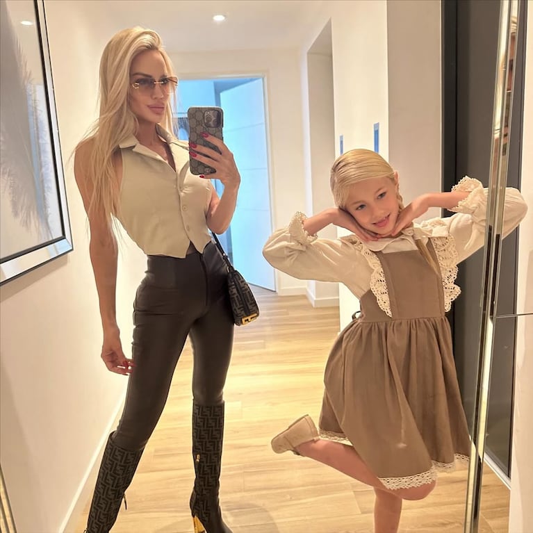 Luciana y Matilda Salazar combinaron outfits para el Día de la Madre | Créditos: @salazarluli