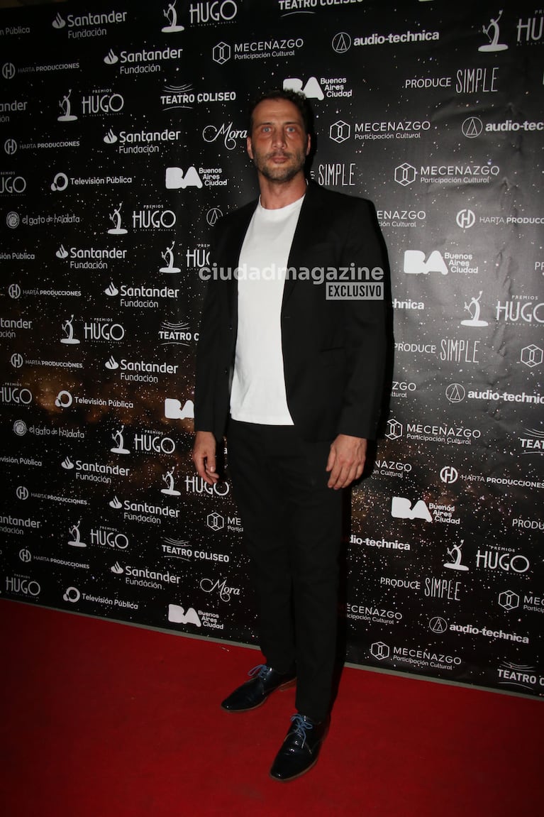 Luciano Cáceres en los Premios Hugo (Foto: Movilpress).