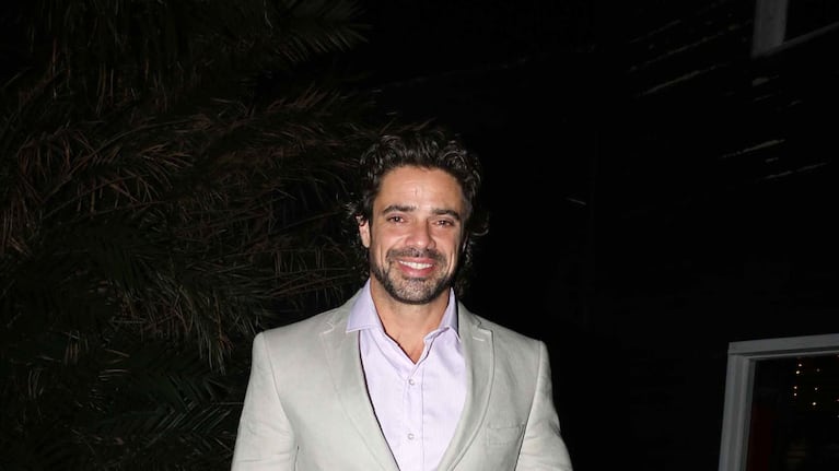 Luciano Castro, muy elegante en la reunión del elenco (Fotos: Movilpress).