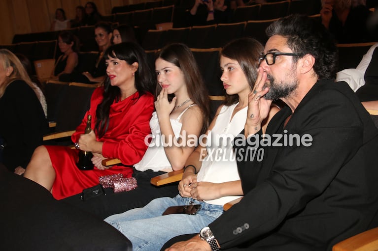 Luciano Castro y Griselda Siciliani evitaron a Sabrina Rojas en los Martín Fierro (Movilpress)