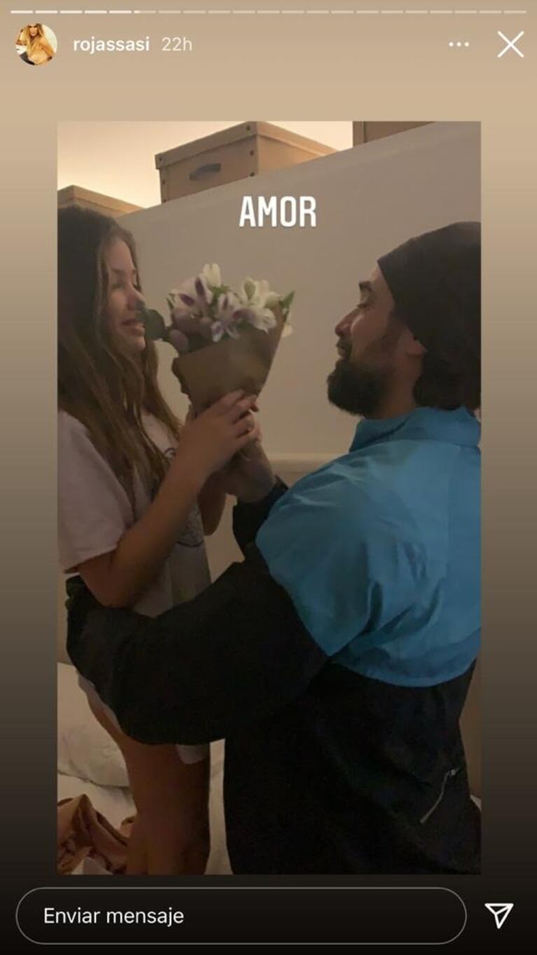 Luciano Castro y Sabrina Rojas posaron juntos en el cumple de su hija Esperanza: el tierno álbum de fotos familiar