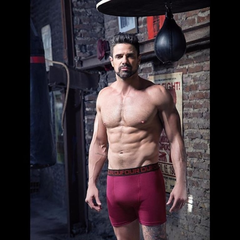 Luciano Castro y su foto en boxer que dio que hablar en Instagram