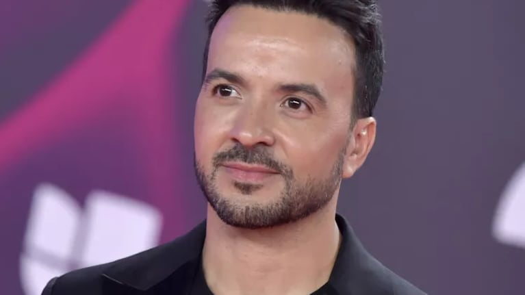 Luis Fonsi celebra sus 25 años de carrera con un nuevo disco
