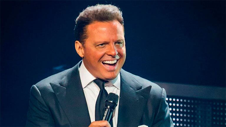 Luis Miguel dice que regresó a los escenarios con un placer enorme