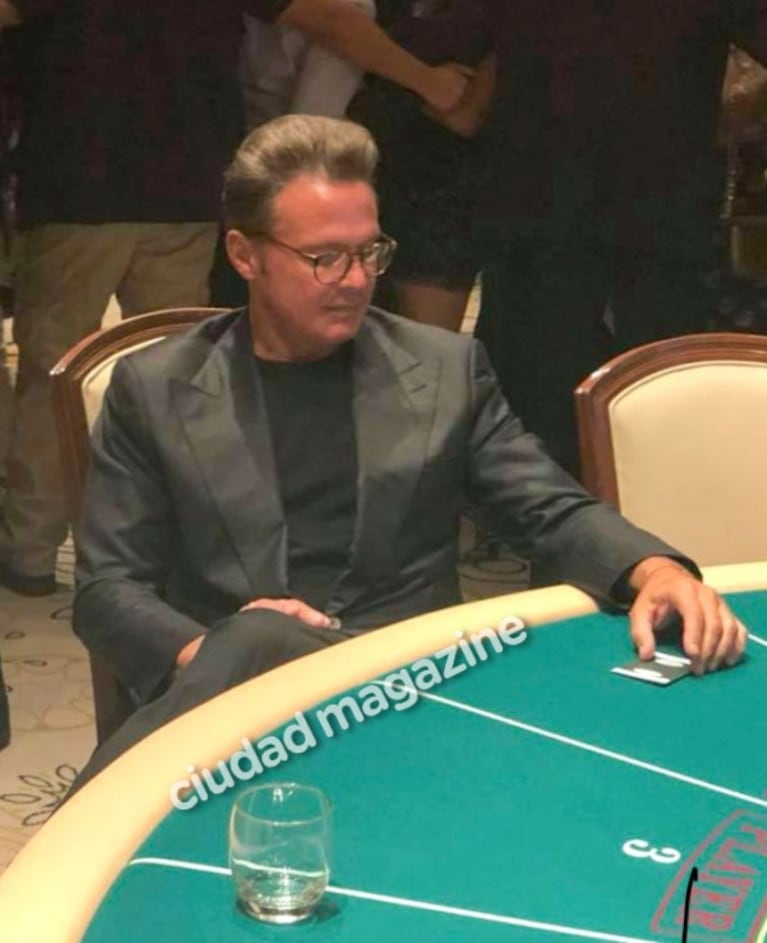 Luis Miguel fue a un casino de Las Vegas y sus fanáticas enloquecieron al verlo: imágenes exclusivas