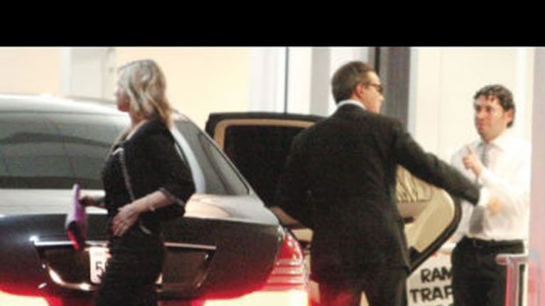 Luis Miguel y su misteriosa acompañante. (Foto: Tvynovelas)