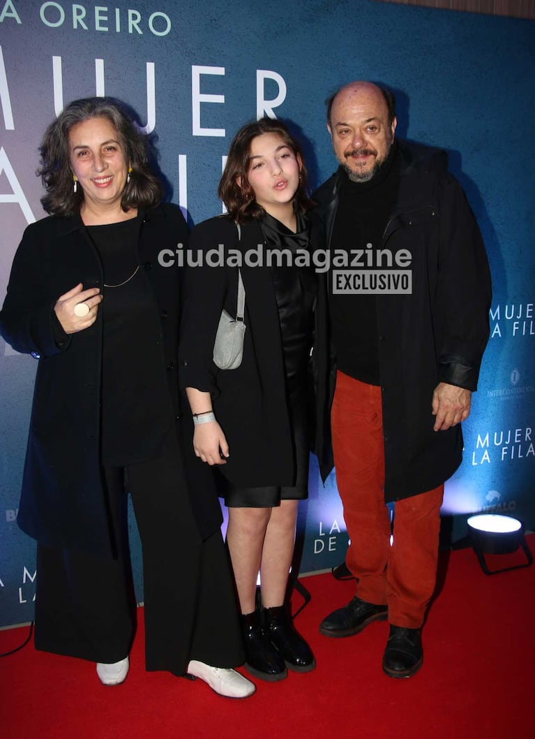 Luis Ziembrowski, Paula Hernández e hija (Foto: Movilpress)