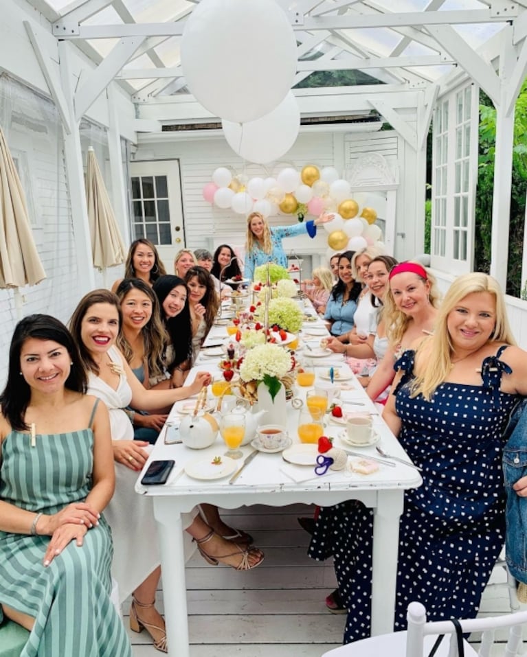 Luisana Lopilato celebró el baby shower de su hija en camino: el álbum de fotos