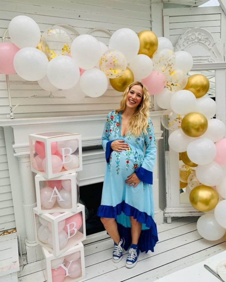 Luisana Lopilato celebró el baby shower de su hija en camino: el álbum de fotos