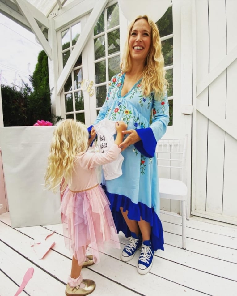 Luisana Lopilato celebró el baby shower de su hija en camino: el álbum de fotos