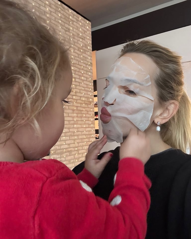 Luisana Lopilato con sus hijos (Foto de Instagram @luisanalopilato)