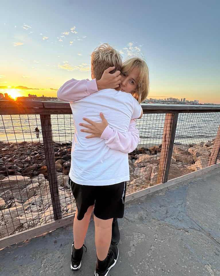 Luisana Lopilato con sus hijos (Foto de Instagram @luisanalopilato)