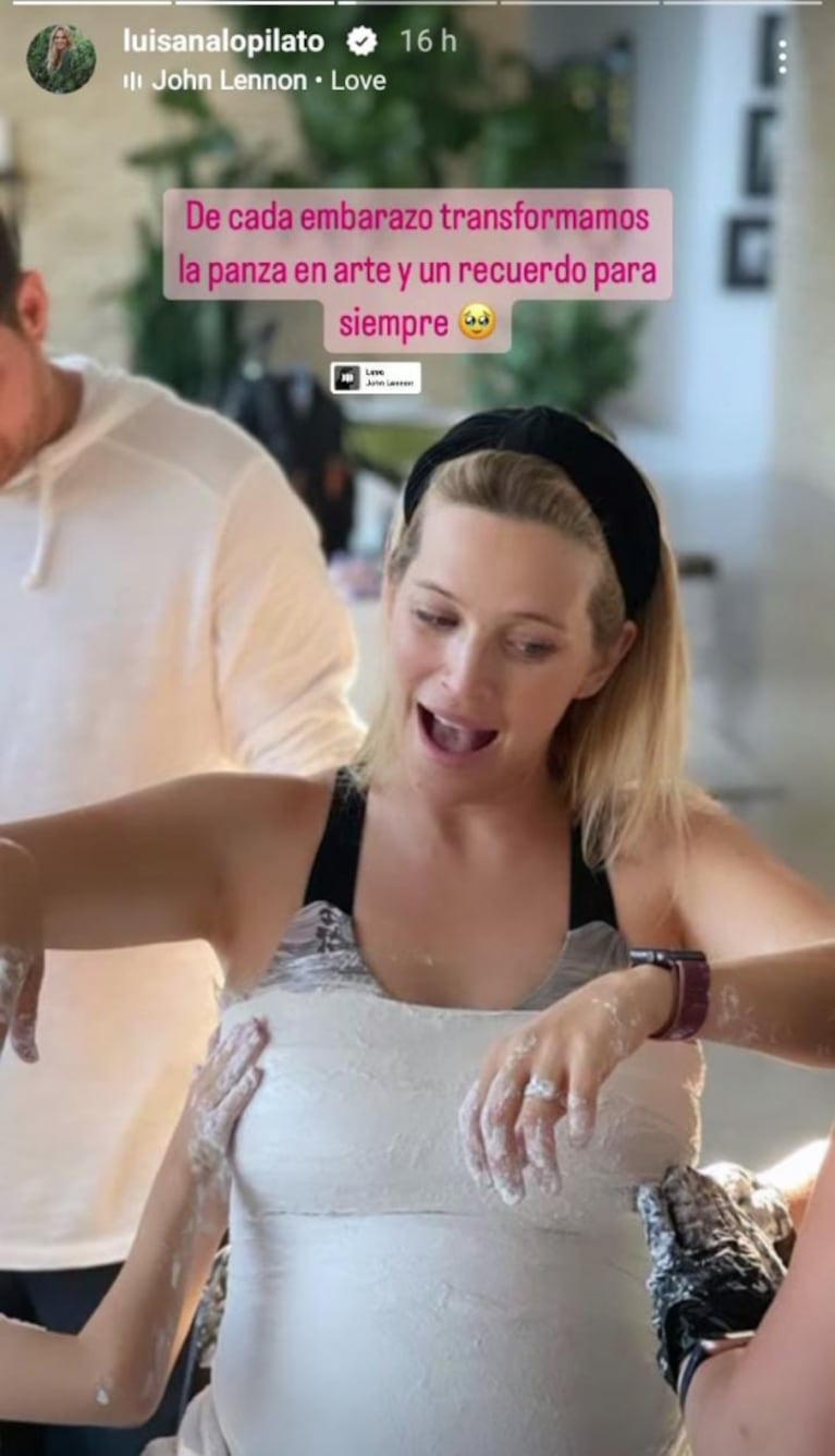 Luisana Lopilato cumplió con su familia el rito de cada embarazo: "Transformamos la panza en arte" 