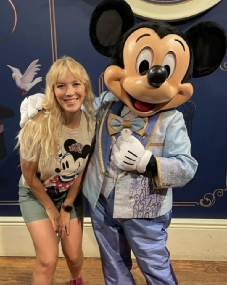 Luisana Lopilato mostró el tierno look "osita" de su hija por el frío en Canadá