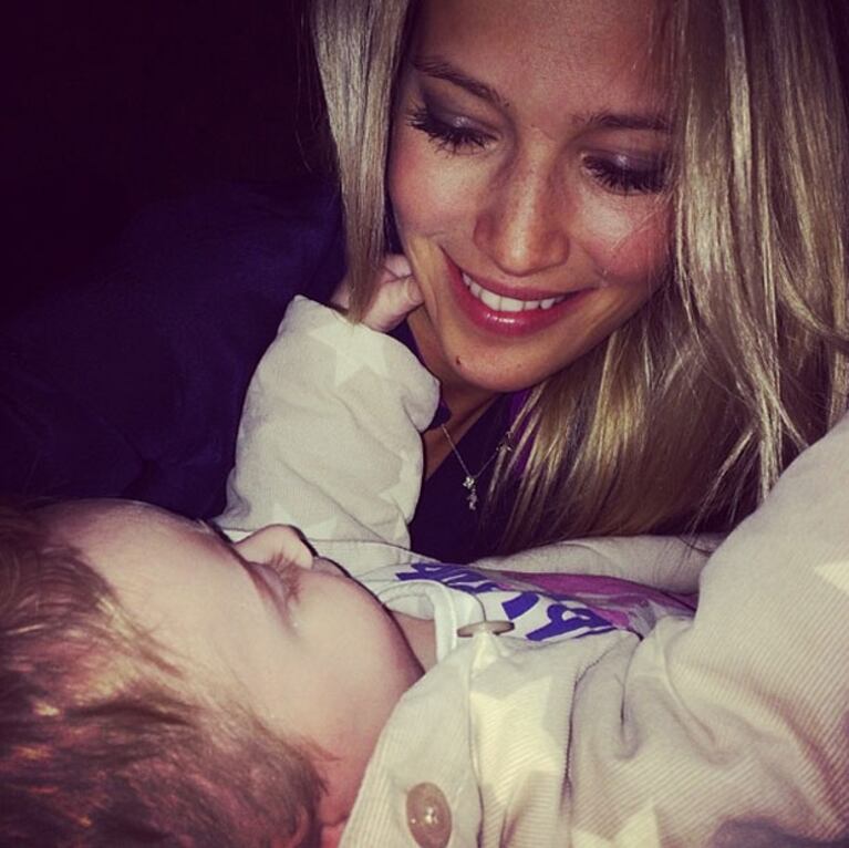 Luisana Lopilato, Noah y una postal llena de amor. (Foto: Instagram)