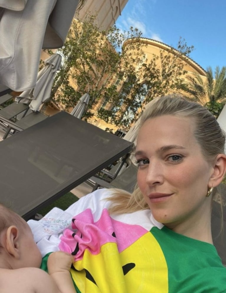 Luisana Lopilato y Michael Bublé se mostraron muy tiernos con su hija Cielo en Disney