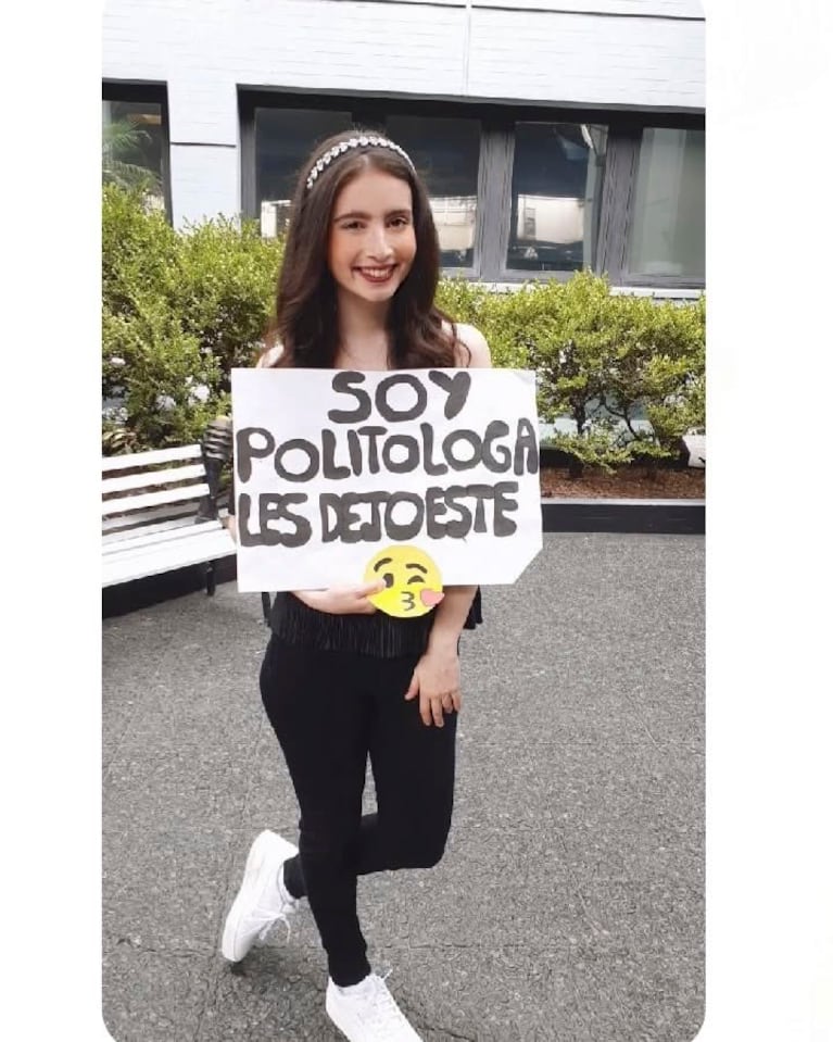 Luli Ofman es politóloga recibida en la UBA.