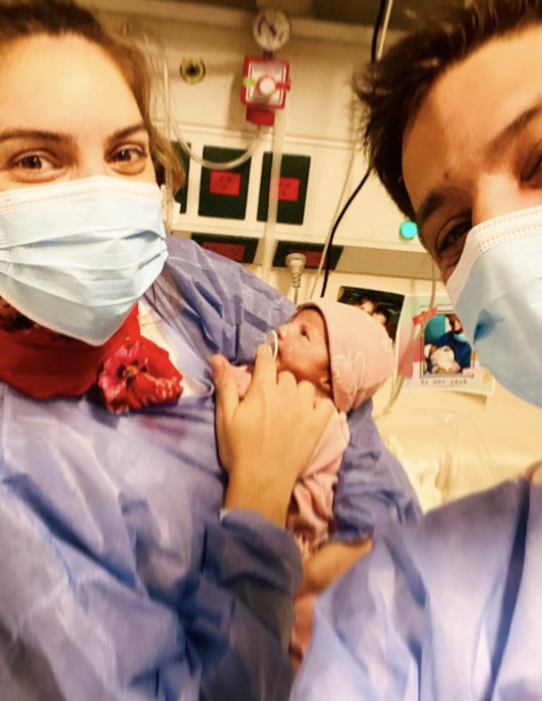 Macarena Paz relató cómo son sus días en neonatología junto a su beba recién nacida: "Un puerperio diferente"