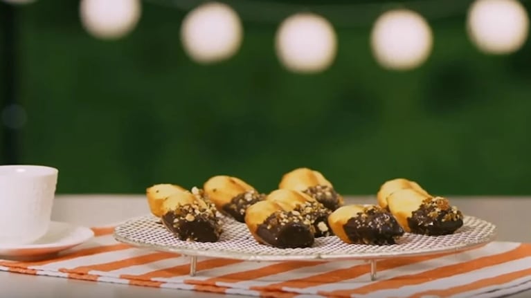 Magdalenas bañadas: la receta perfecta para encargarse de lo dulce en una fiesta
