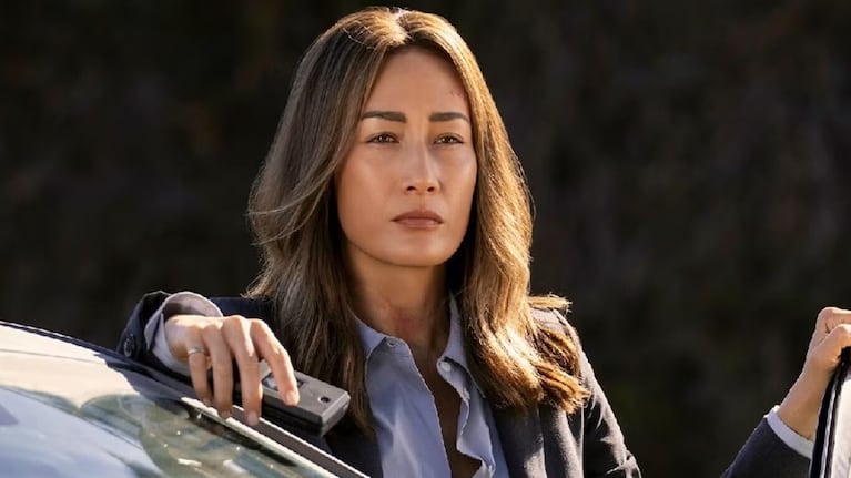 Maggie Q interpreta a la detective Renée Ballard.