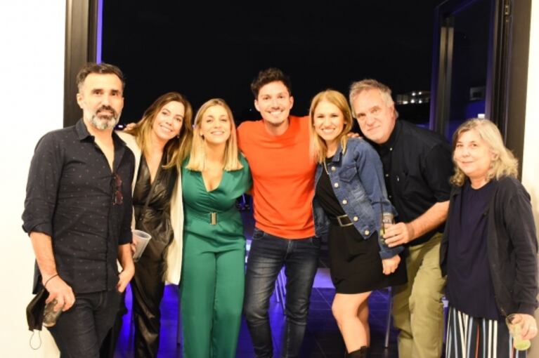 Maite Peñoñori celebró sus 30 años rodeada de amigos y colegas: "Alta noche" 