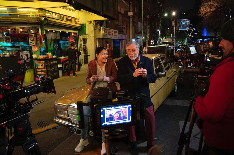 Majo Cabrera y Luis Brandoni en el rodaje de Nada.